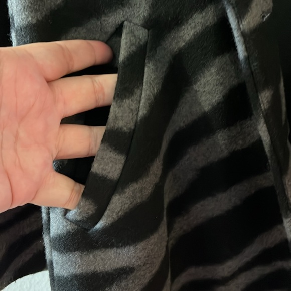 Torrid wool jacquard blazer style coat. 1X - Picture 11 of 13